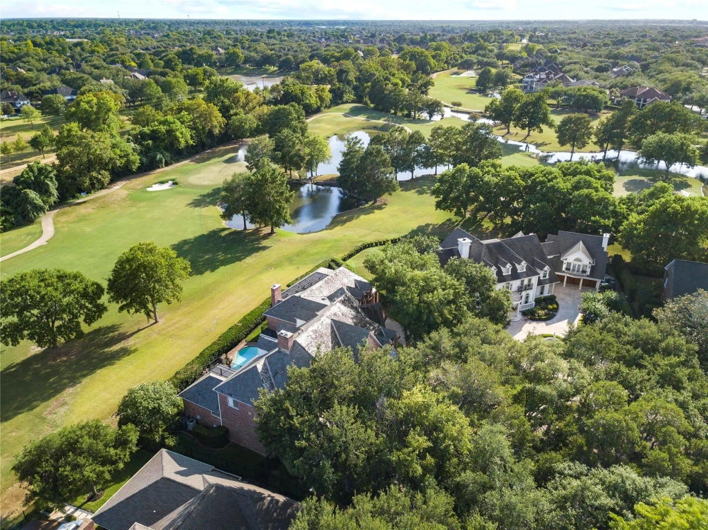 23 Glen Eagles Drive, Sugar Land