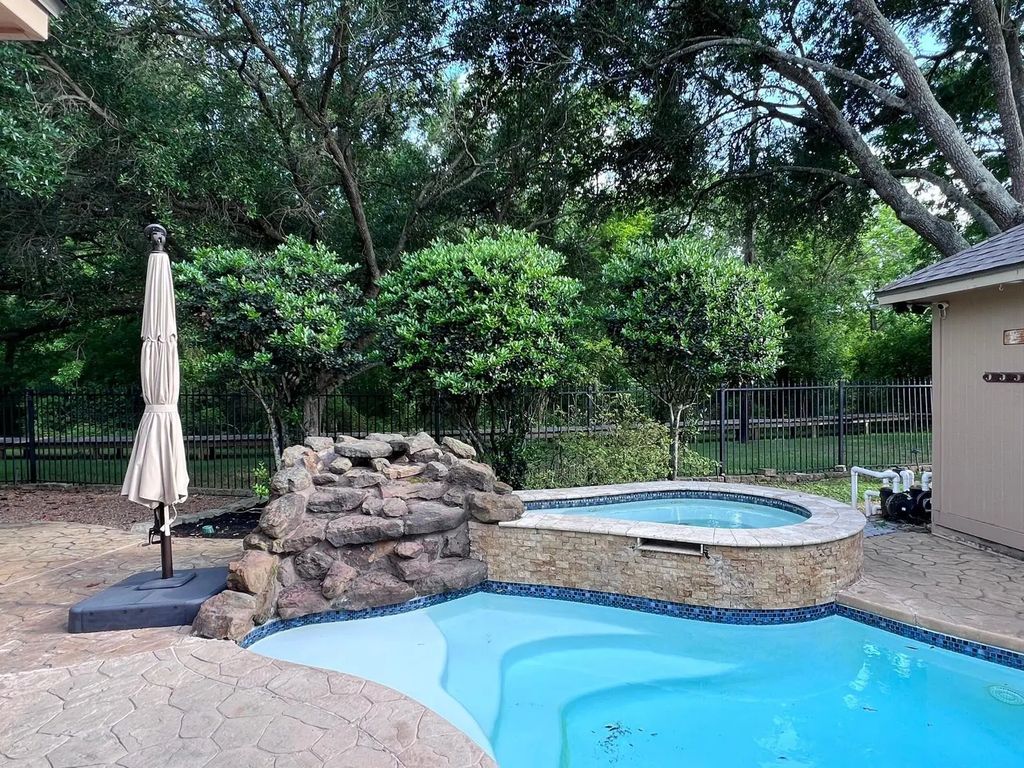 4519 Castlewood Street, Sugar Land