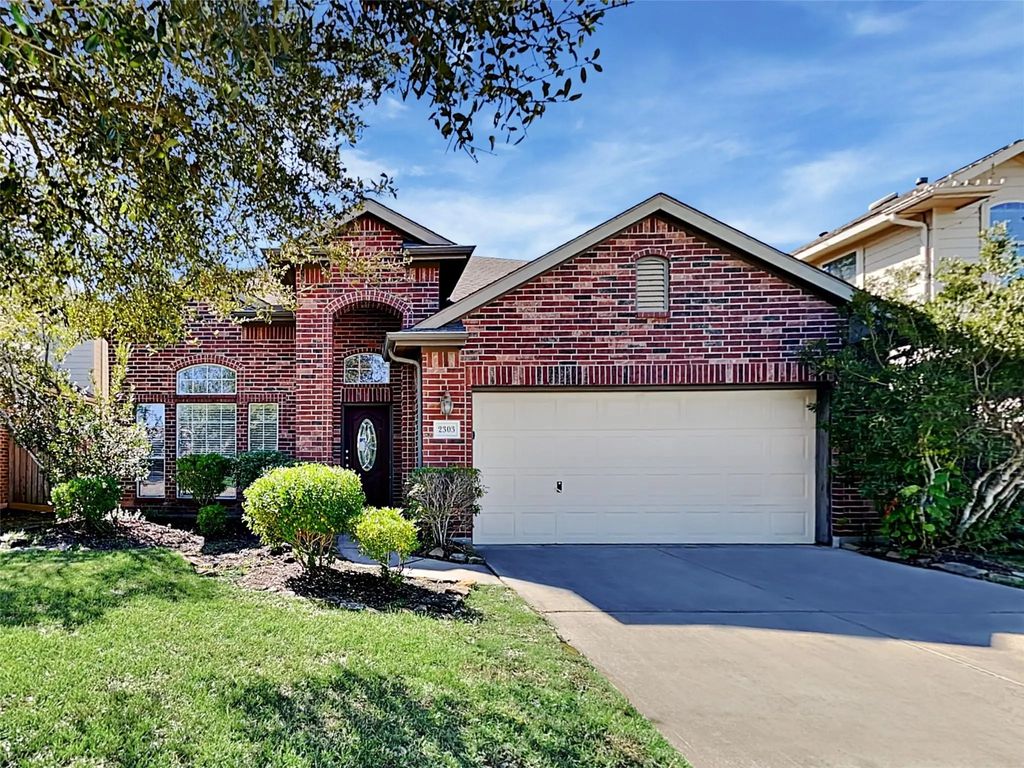 2303 Cantabria Lane, League City