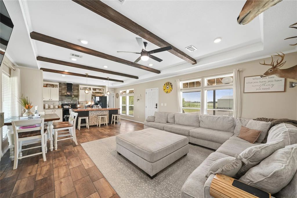18318 Brumbelow Road, Needville