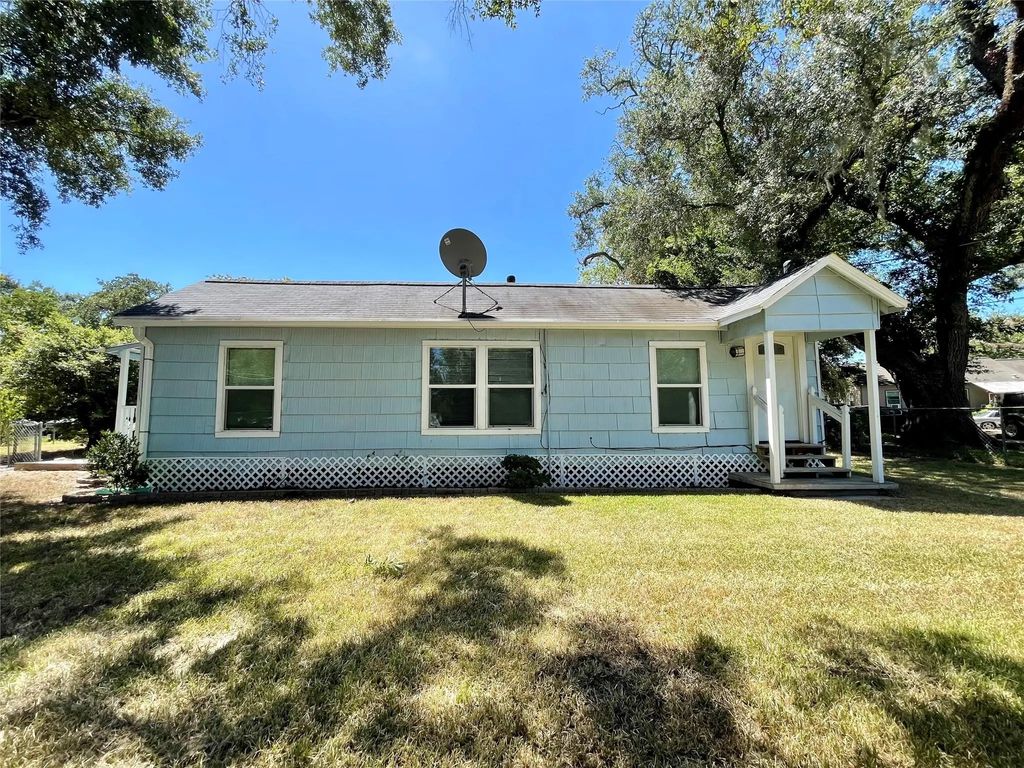 6227 S F Austin, Jones Creek