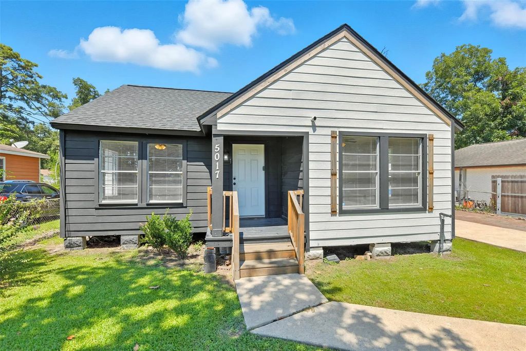 5017 Boicewood Street A, Hockley