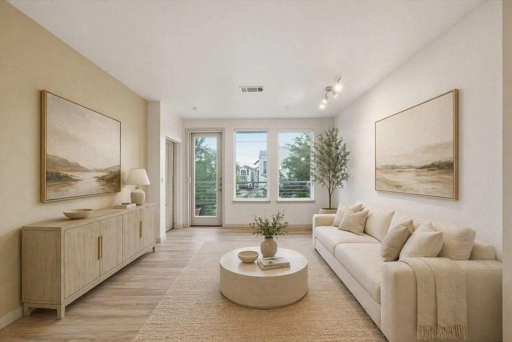 505 Jackson Hill Street 206, Houston