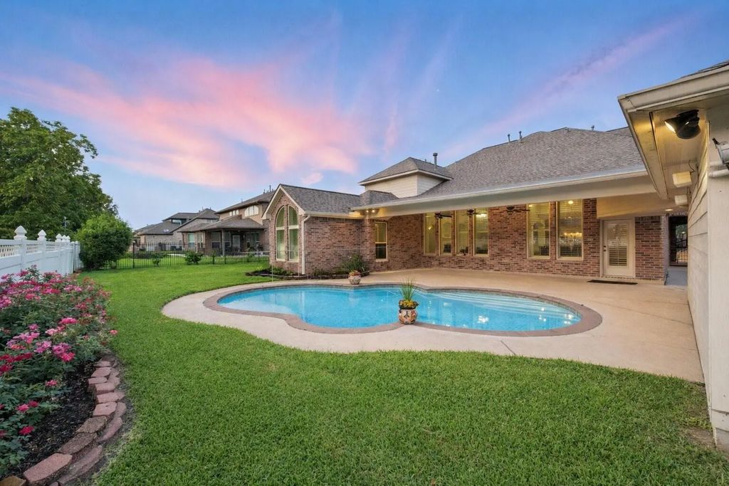 3602 Lindhaven Drive, Pearland