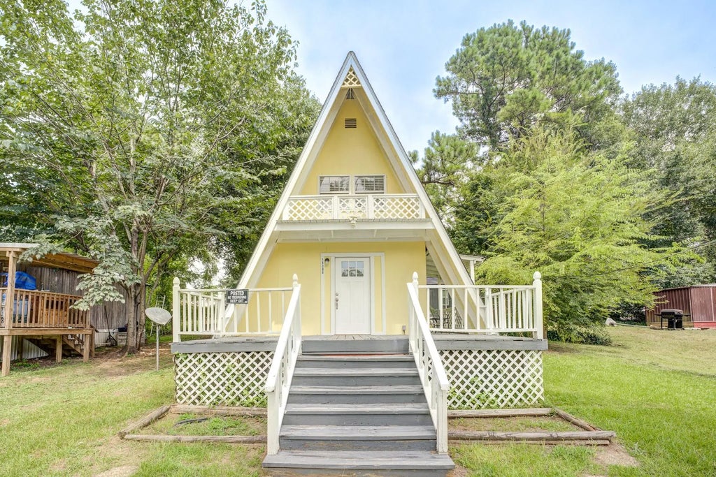 14206 E Ravine Run, Willis