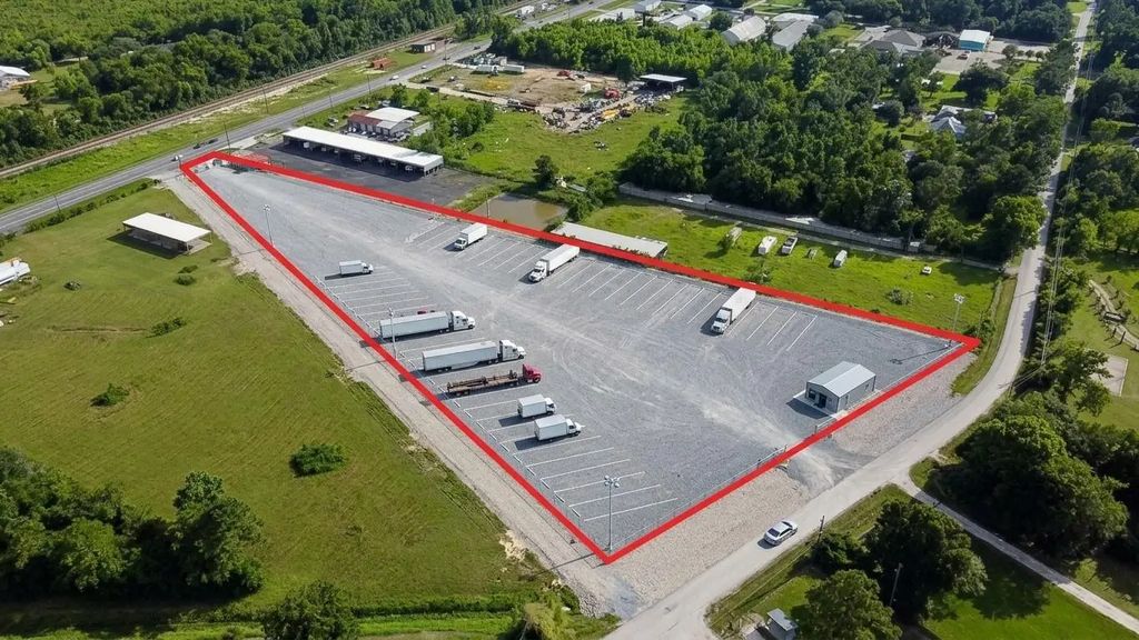 12931 Fm 1960 Road, Huffman