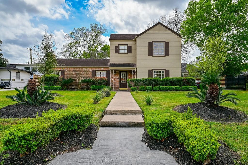 3738 Charleston Street, Houston