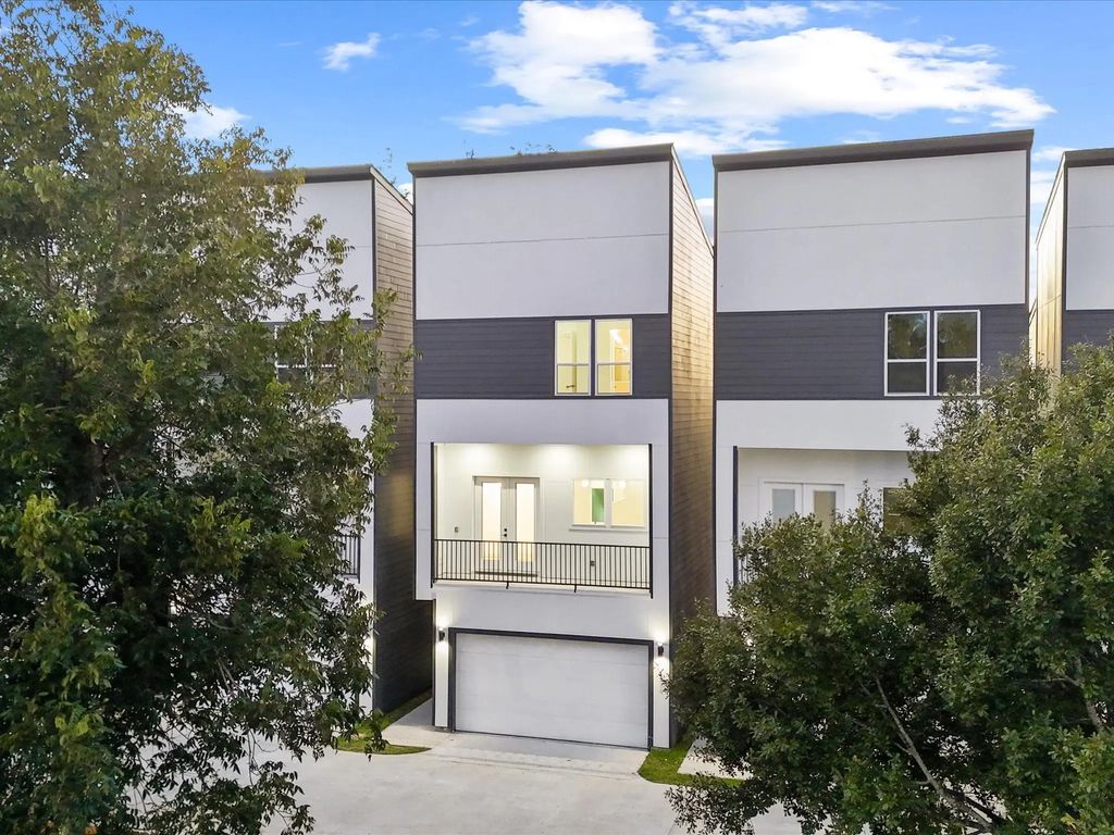 6631 Katarani Drive, Houston