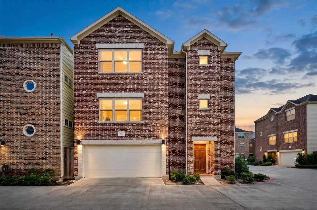 11509 Main Ash Drive, Houston