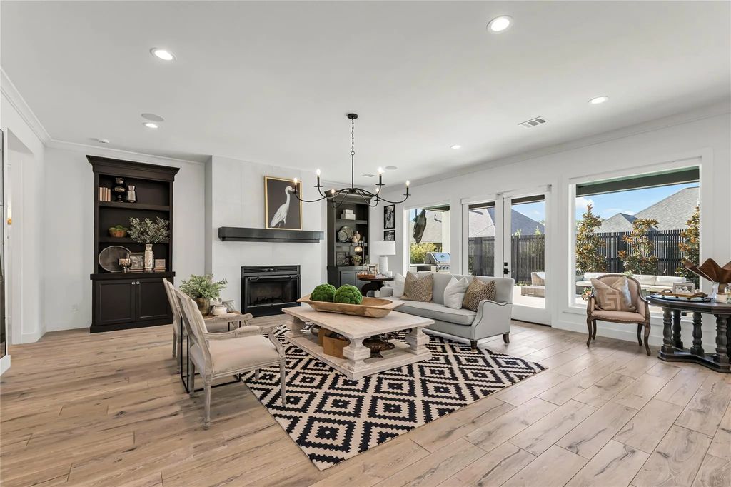 2033 Pebble Bend Drive, College Station