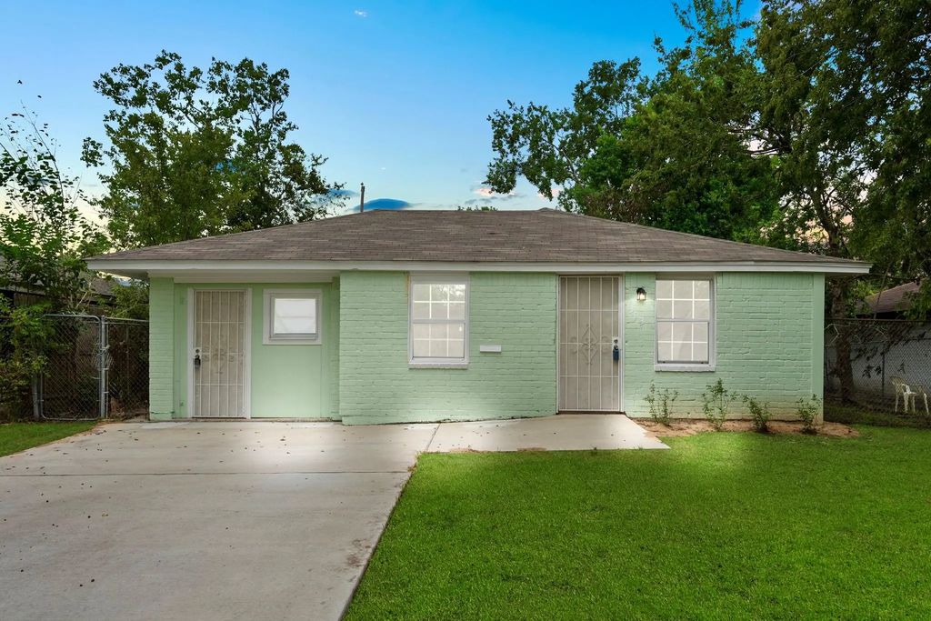 3031 Friar Point Road, Houston