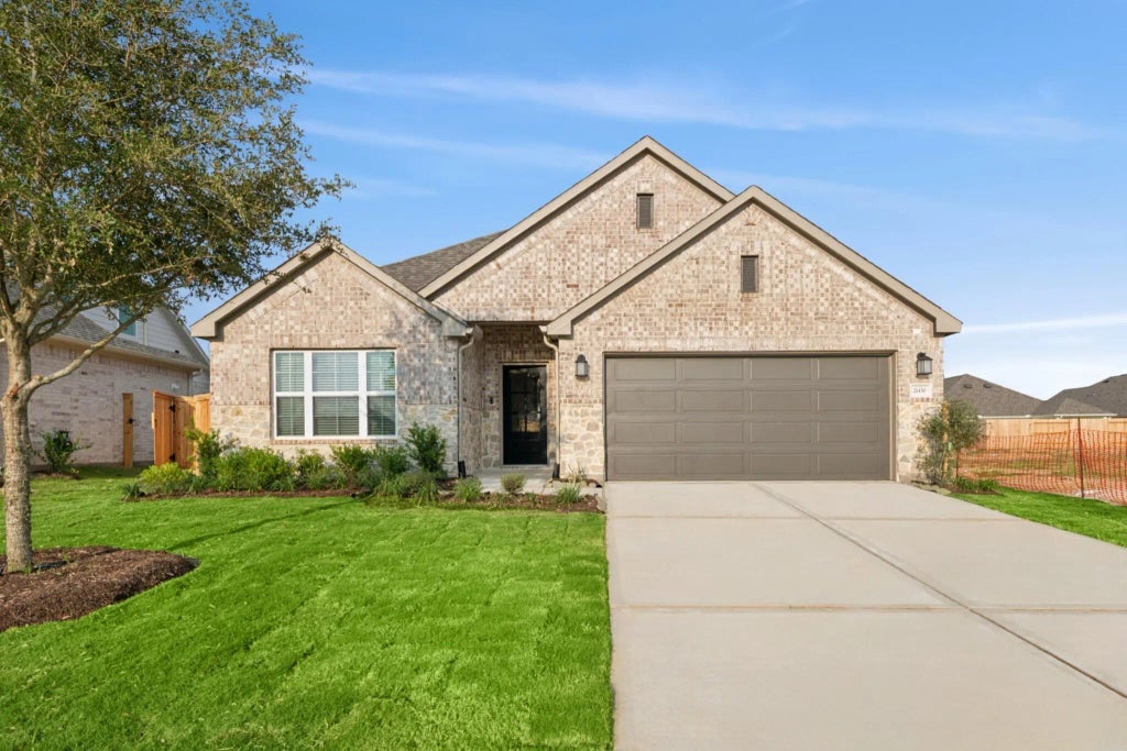 21430 Villa Spruce Lane, Tomball