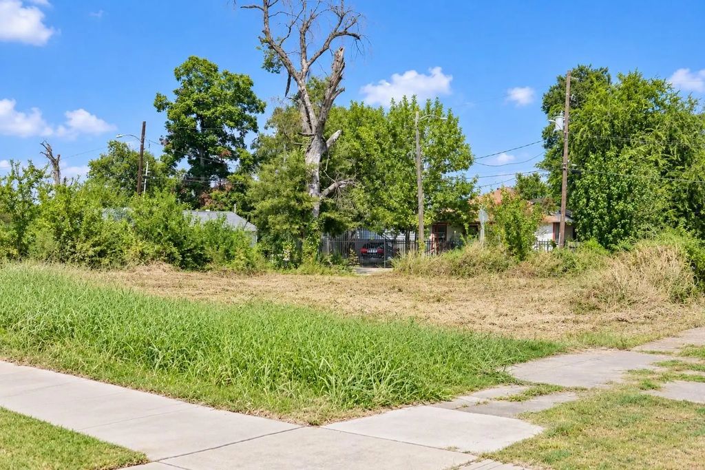4436 Noble And 0 Dan Streets, Houston