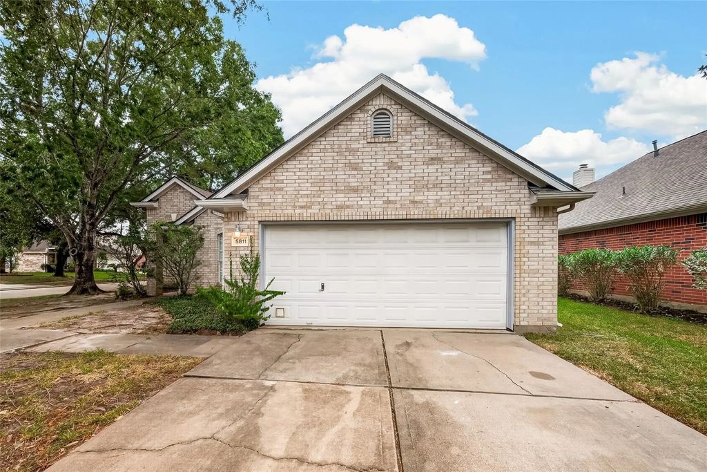5811 Prade Ranch Lane, Richmond