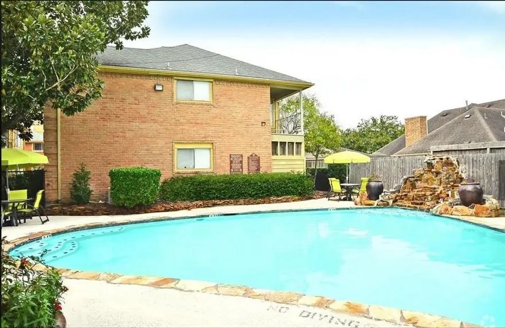 12100 Overbrook Lane 24c, Houston