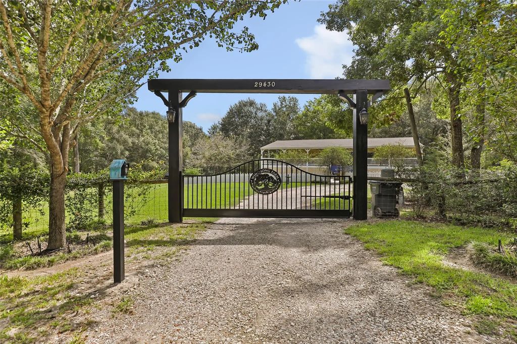 29430 E Irvin Road, Huffman