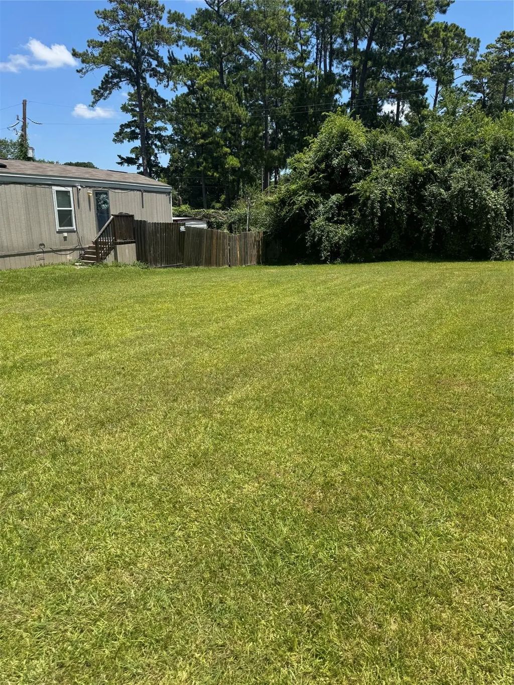 13915 Anchor Court, Willis