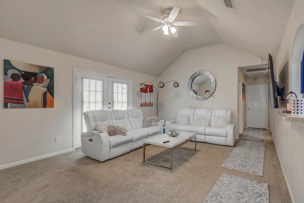 6931 Highwind Bend Lane, Katy