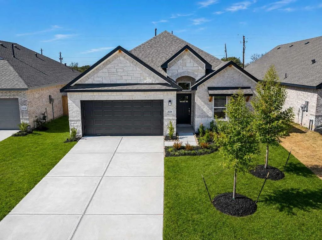418 Dorion Lagoon Drive, Crosby