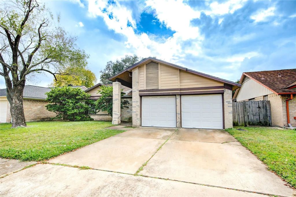 12023 Plumbrook Drive, Houston