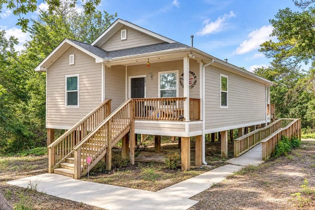 301 Bayou Drive, Channelview