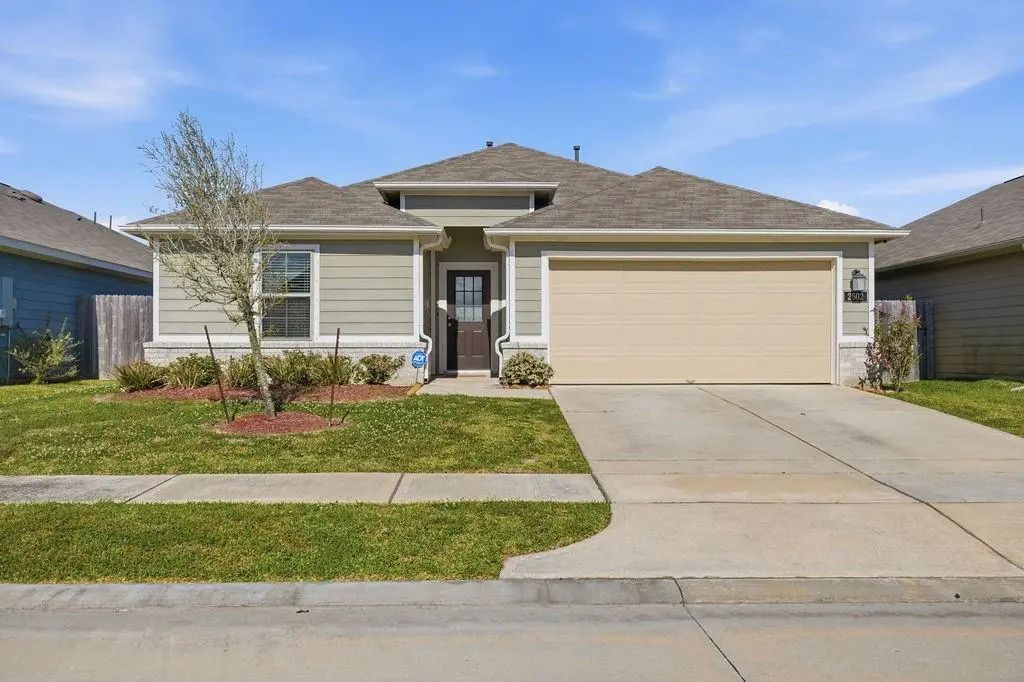 2502 Gelding Manor Drive, Alvin