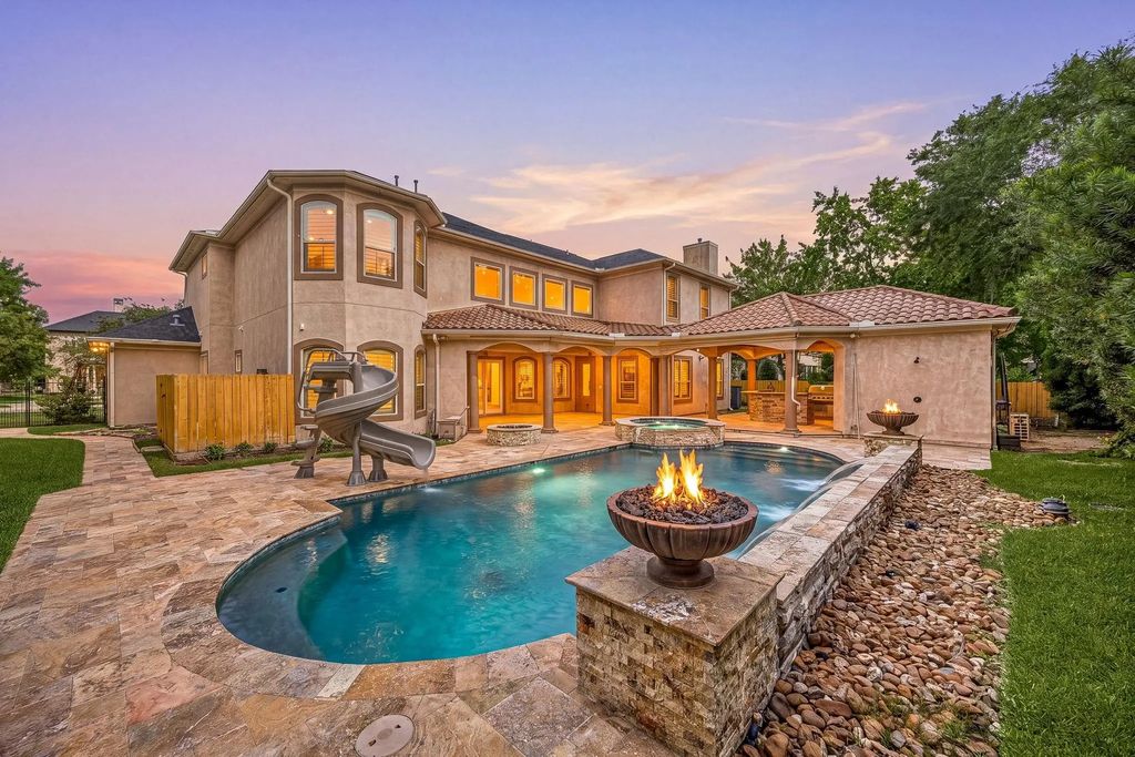 1711 Oak Shade Drive, Sugar Land