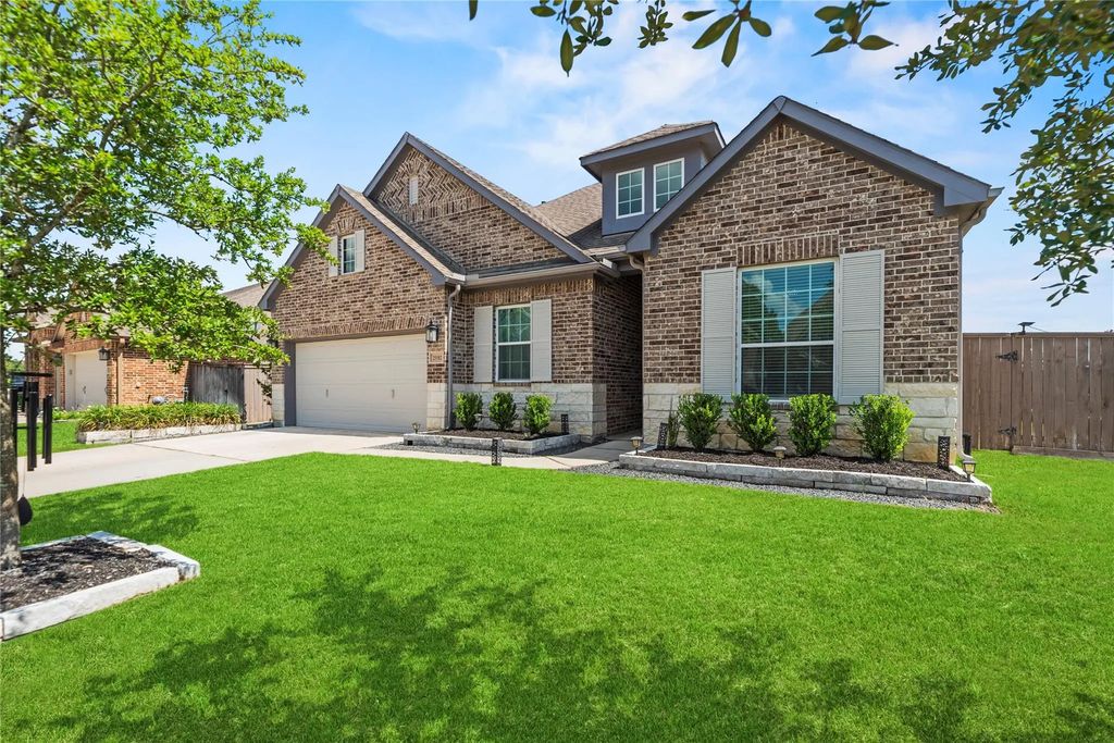 25102 Dovetail Cove Court, Tomball