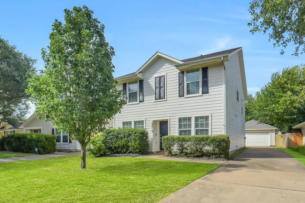 19819 Crested Hill Lane, Cypress