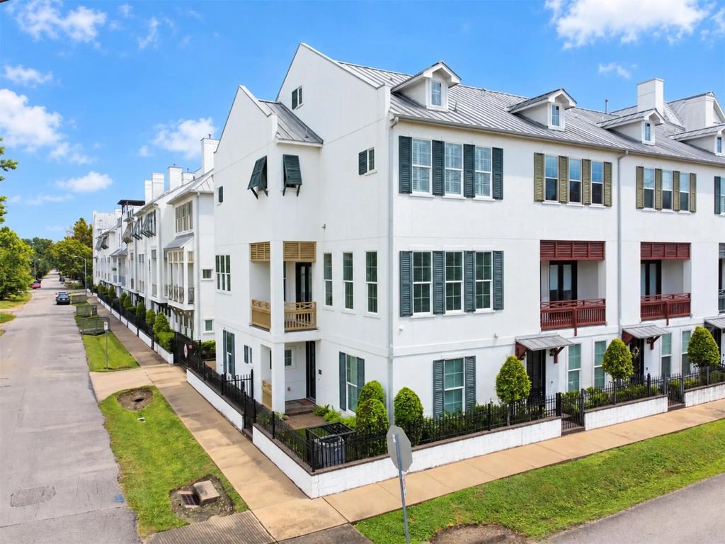 2738 Harvard Street, Houston
