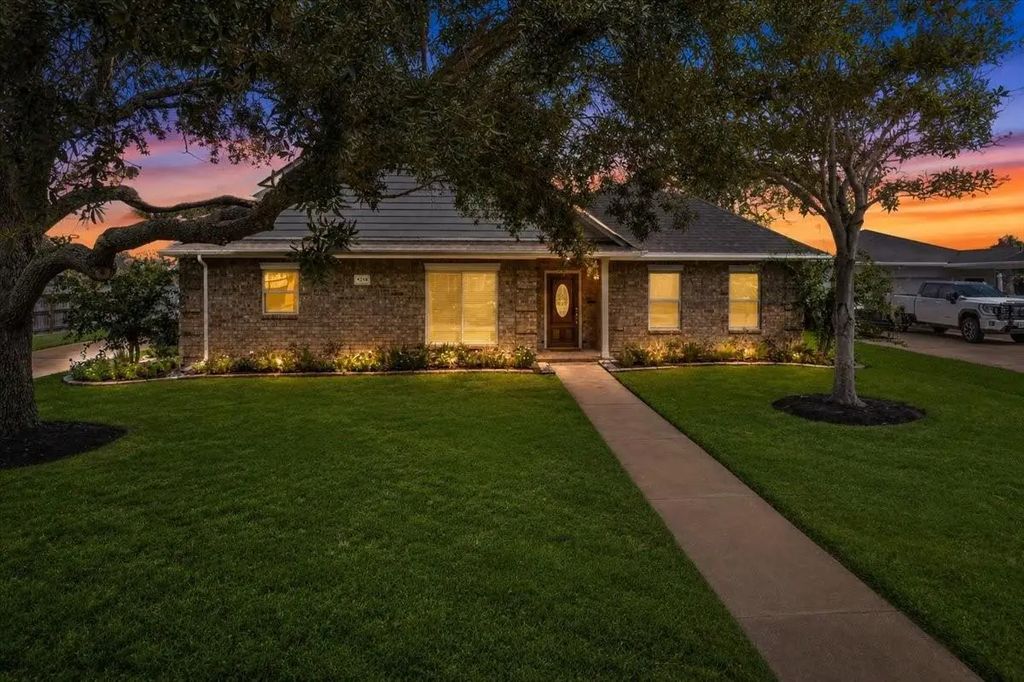 3238 Pintail Street, Katy