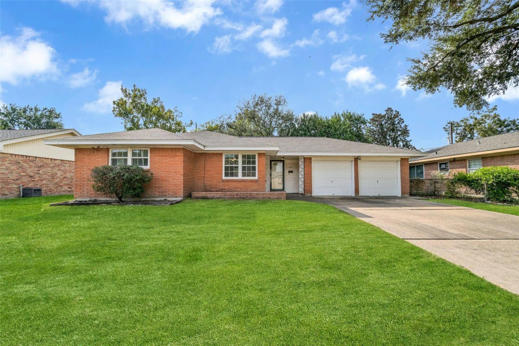 822 Alyse Street, Deer Park