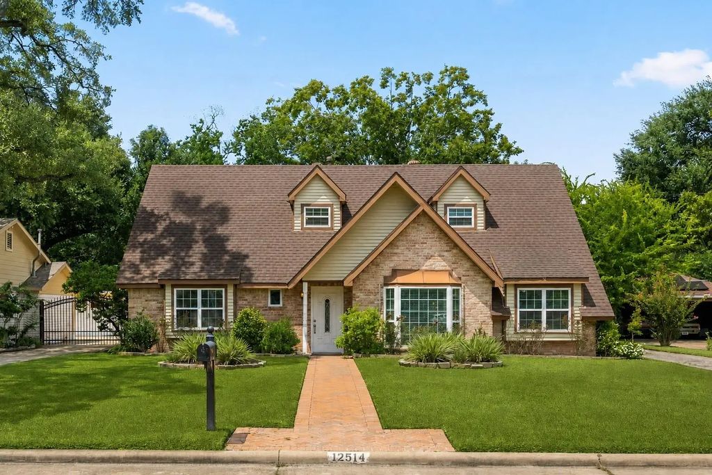 12514 Hazelwood Lane, Houston