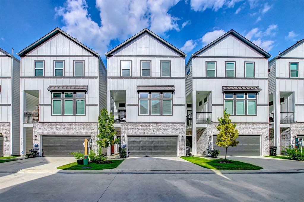 5330 Donovan Gardens Lane, Houston
