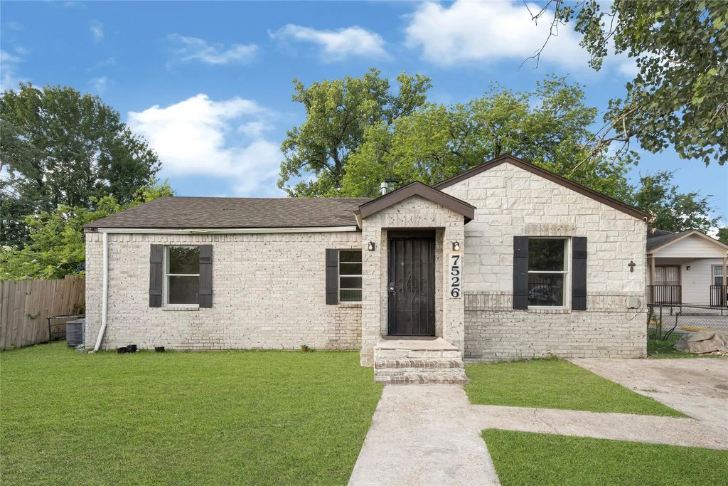 7526 Bywood Street, Houston