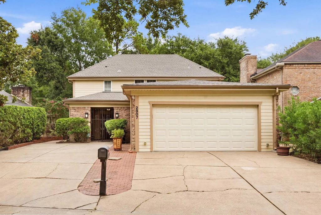 2807 Quail Hollow Drive, Missouri City