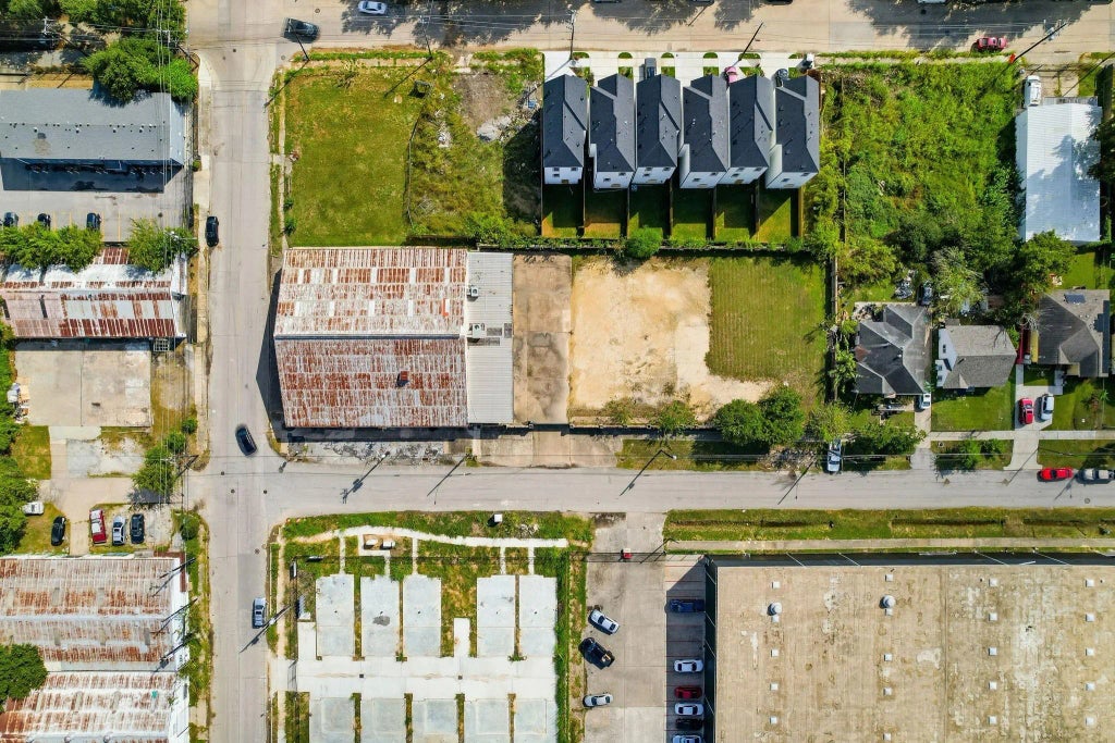 3368 Dixie Drive, Houston