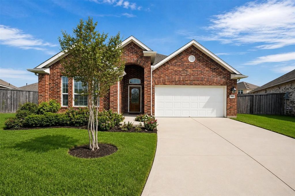 1902 Willow Ridge Ln, Brookshire