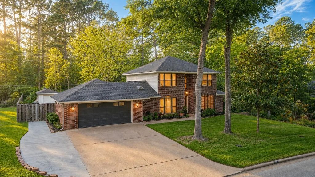 1415 River Oaks Drive, Huntsville