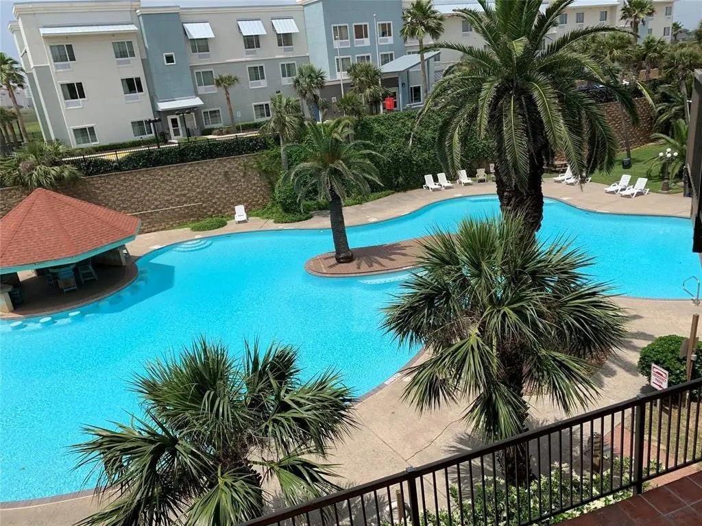 9520 Seawall Boulevard 113, Galveston