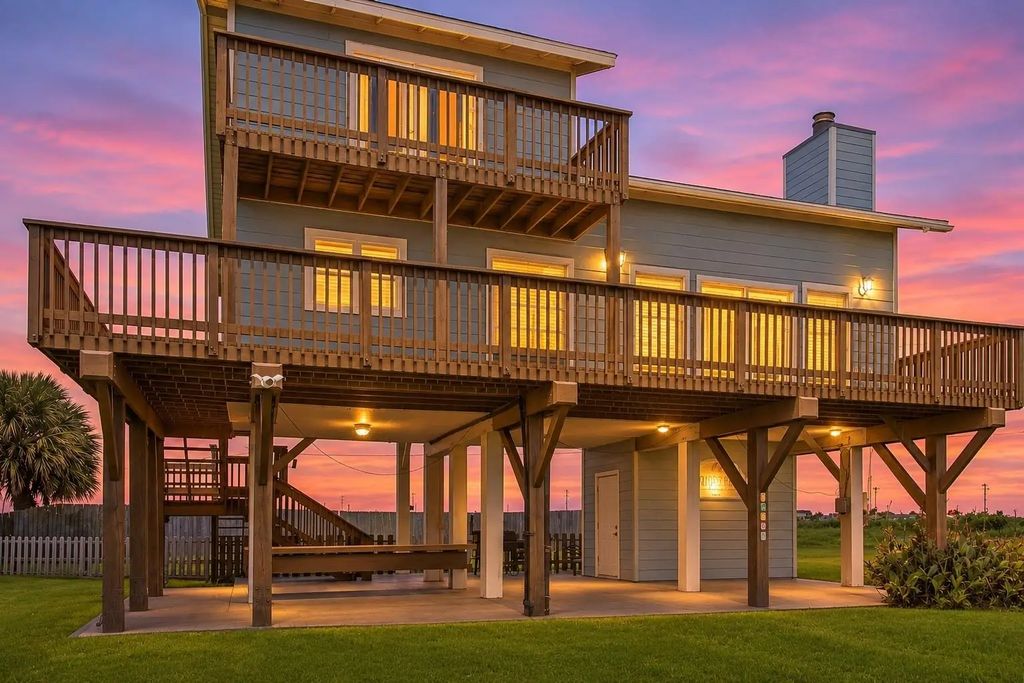 12632 John Reynolds Road, Galveston