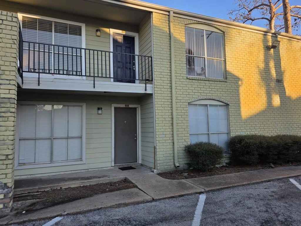 6200 W Tidwell Road 1702, Houston