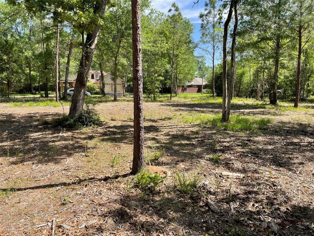 12 Timberglen, Livingston