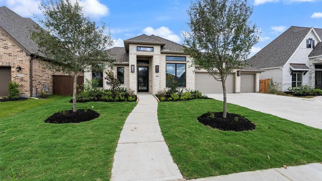 5307 Deer Valley Court, Manvel