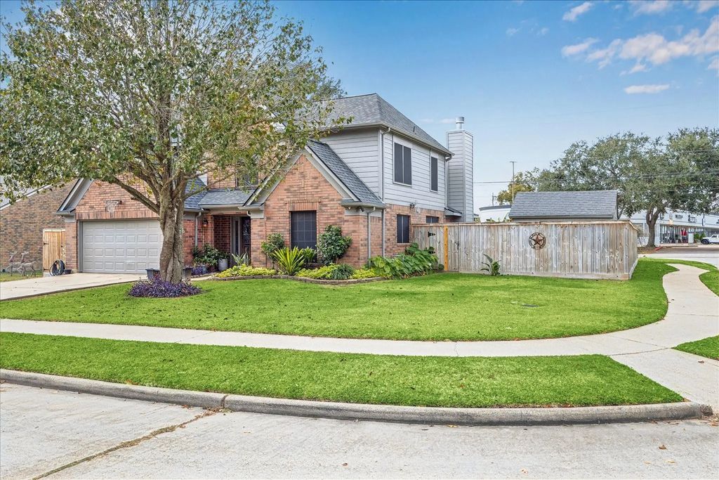 2702 Glendale Drive, Pearland