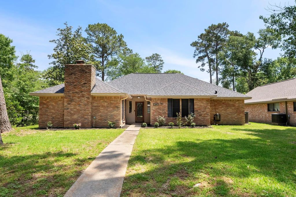 748 Talmalge Hall Drive, Conroe