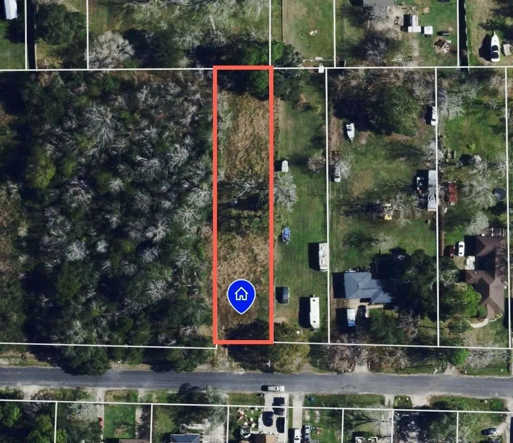 102 S Willow Street, Texas City