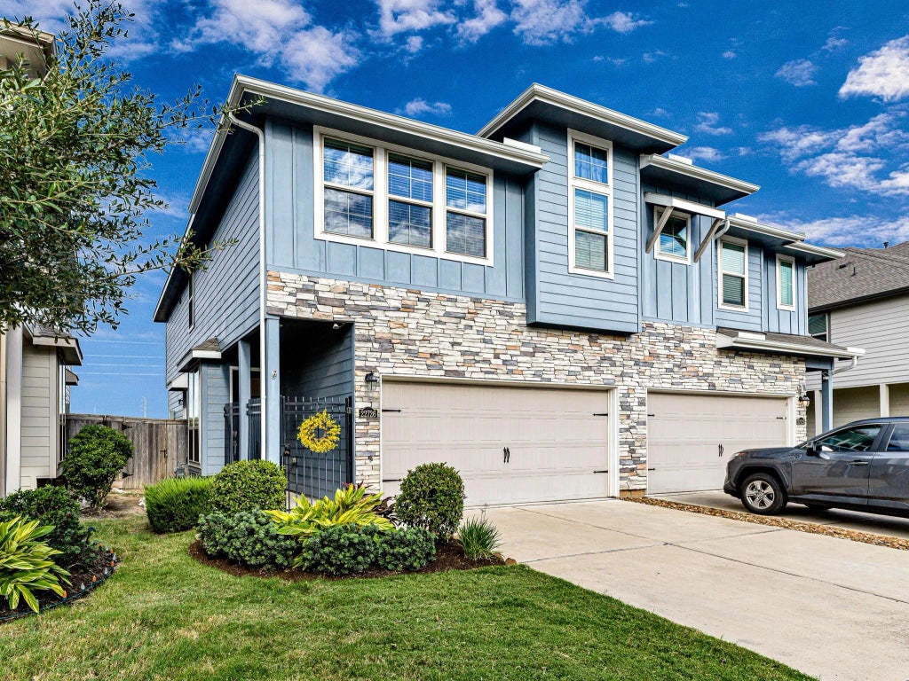 22726 Sutherland Bend Lane, Richmond