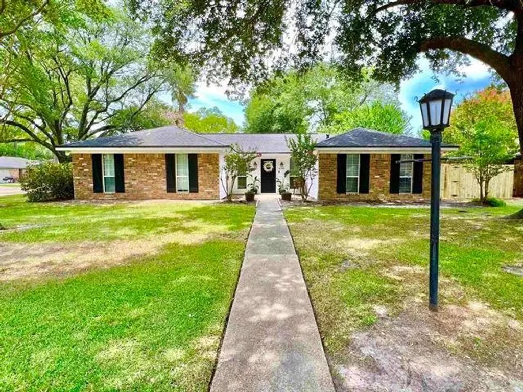 6790 Greenwood Drive, Beaumont