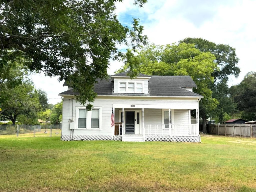 322 Fitzgerald Street, East Bernard